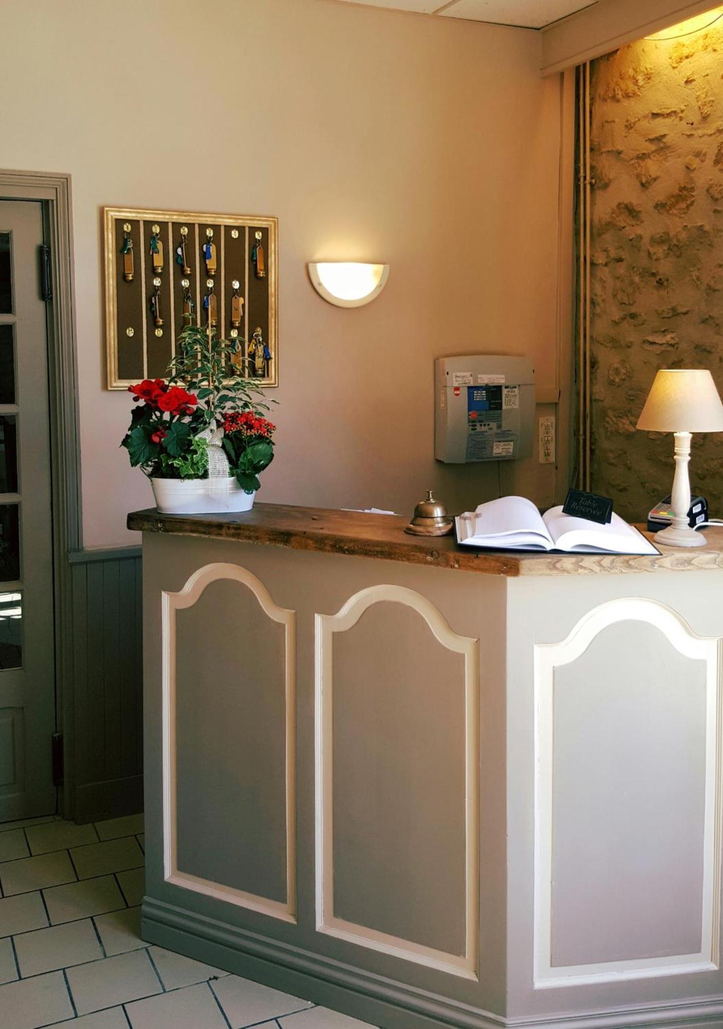 Hotel Du Chateau - Beynac Et Cazenac Ngoại thất bức ảnh