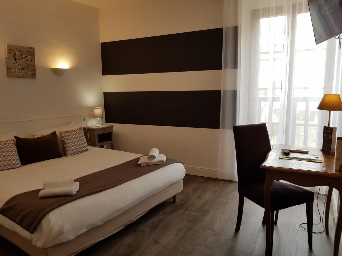 Hotel Du Chateau - Beynac Et Cazenac Ngoại thất bức ảnh
