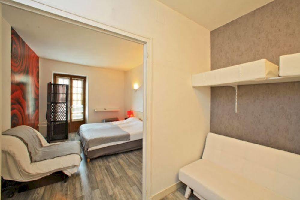 Hotel Du Chateau - Beynac Et Cazenac Ngoại thất bức ảnh