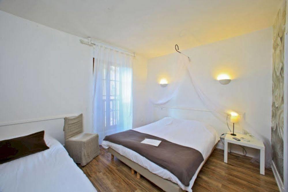 Hotel Du Chateau - Beynac Et Cazenac Ngoại thất bức ảnh